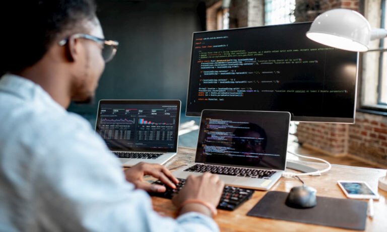 High-demand Tech Jobs for Foreigners in Canada